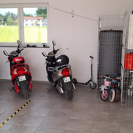Apartments Linda Brezje ภายนอก รูปภาพ