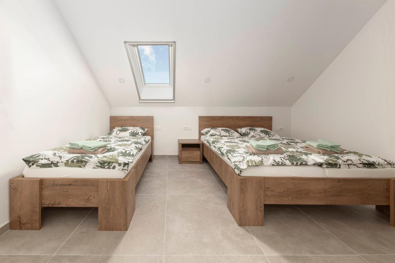 Apartments Linda Brezje ภายนอก รูปภาพ